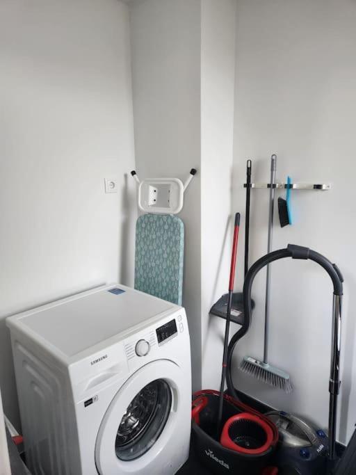Apartament Vista Mar - Ac, Parking And Pool Funchal  Zewnętrze zdjęcie