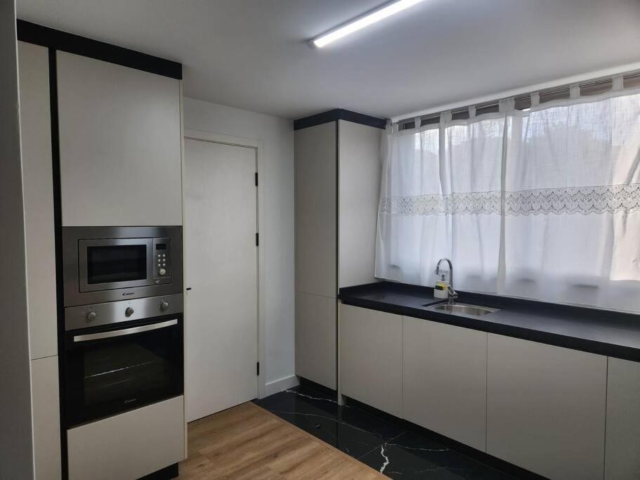 Apartament Vista Mar - Ac, Parking And Pool Funchal  Zewnętrze zdjęcie