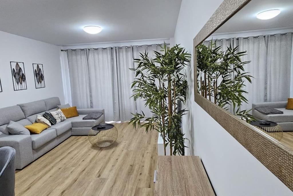 Apartament Vista Mar - Ac, Parking And Pool Funchal  Zewnętrze zdjęcie