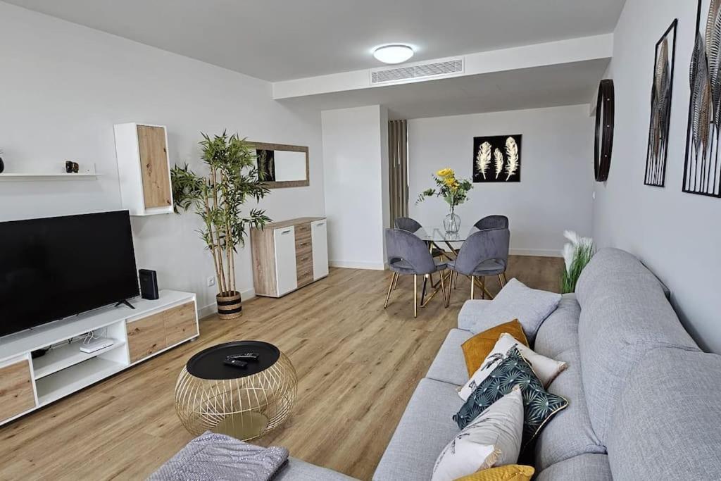 Apartament Vista Mar - Ac, Parking And Pool Funchal  Zewnętrze zdjęcie