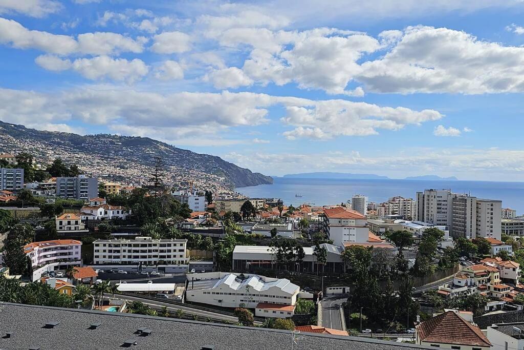 Apartament Vista Mar - Ac, Parking And Pool Funchal  Zewnętrze zdjęcie