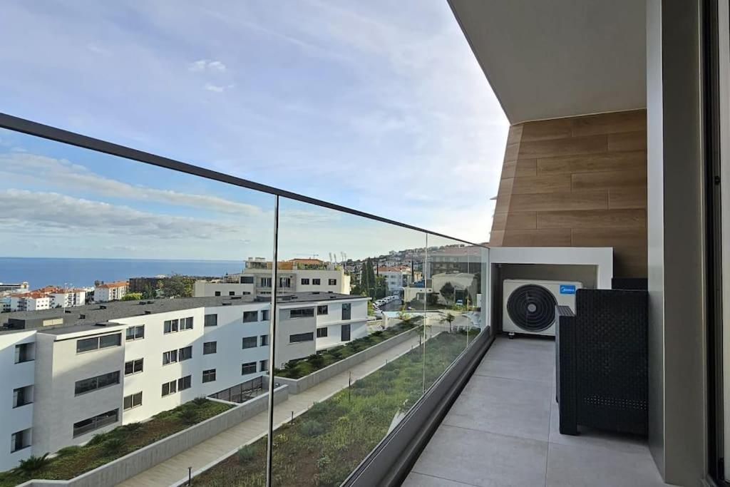 Apartament Vista Mar - Ac, Parking And Pool Funchal  Zewnętrze zdjęcie
