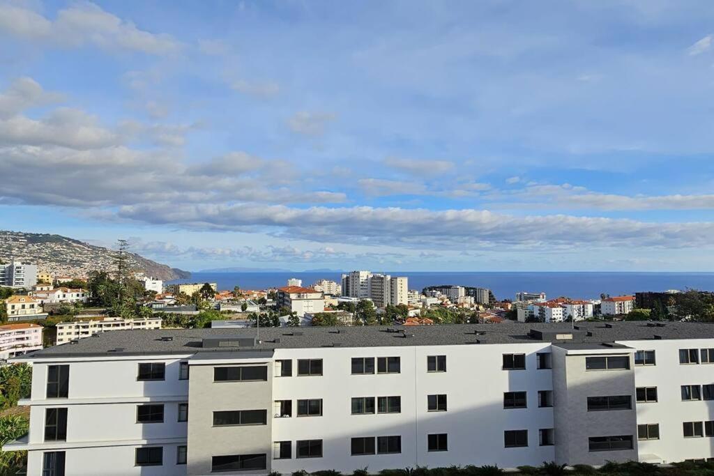 Apartament Vista Mar - Ac, Parking And Pool Funchal  Zewnętrze zdjęcie